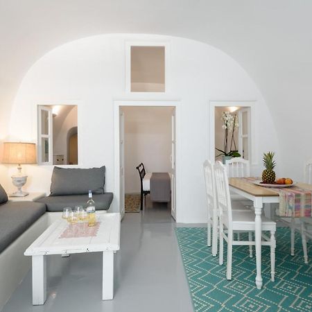 Cave Agapi Apartment Oia  Bagian luar foto