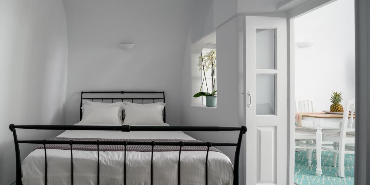 Cave Agapi Apartment Oia  Bagian luar foto